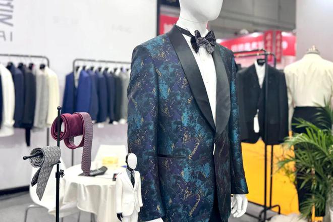 职业装定制以衣载道奕生爱解释全场景穿衣艺术(图3)